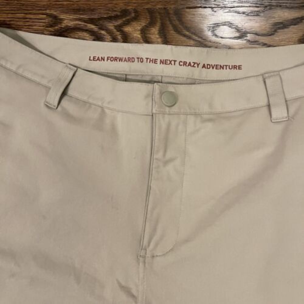 RHONE Commuter Shorts Size 40  Beige